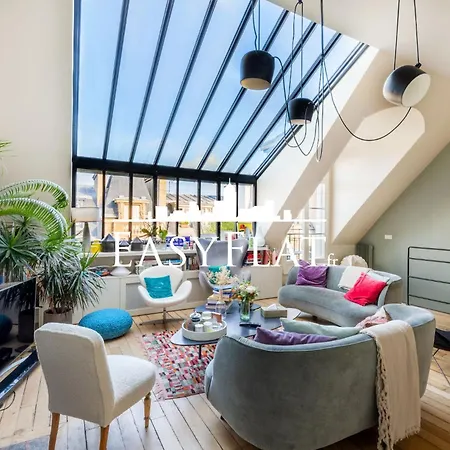 Beautiful Duplex With Terrace And Eiffel Tower View, 16, By Easyflat * Parigi